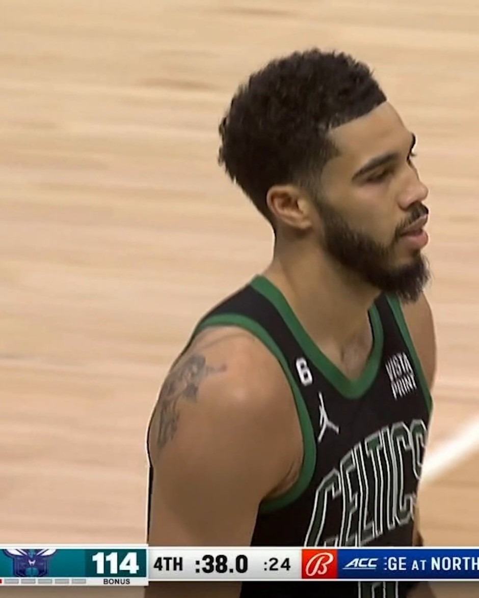 派出了两位 派出了两位