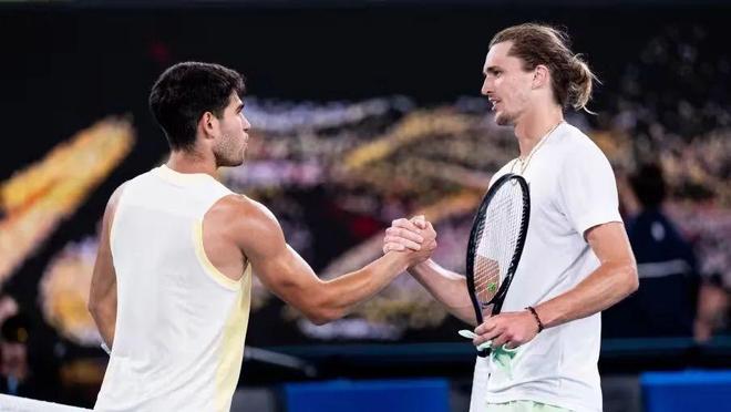 众都为之惊 众都为之惊