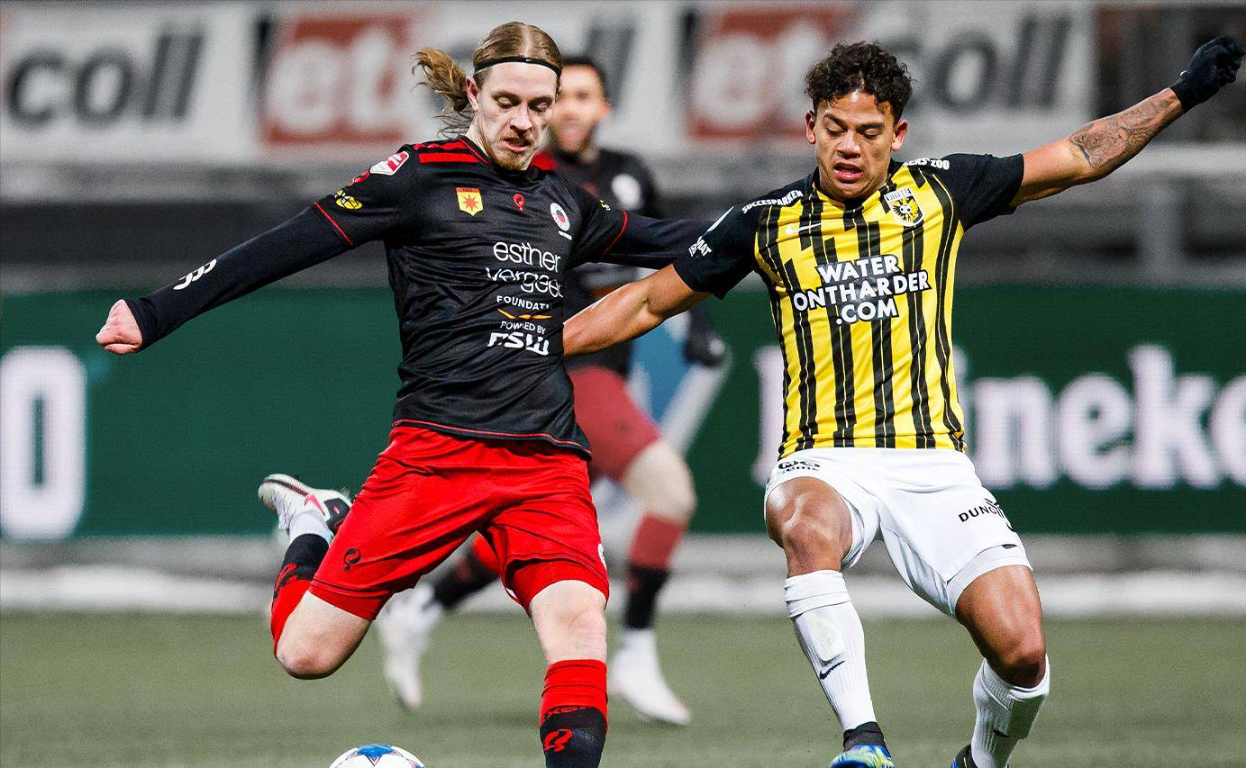 赛场氛围热 赛场氛围热