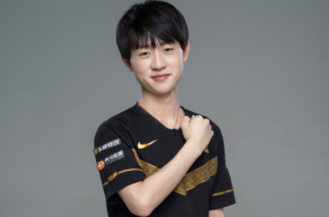 都处于高位 都处于高位