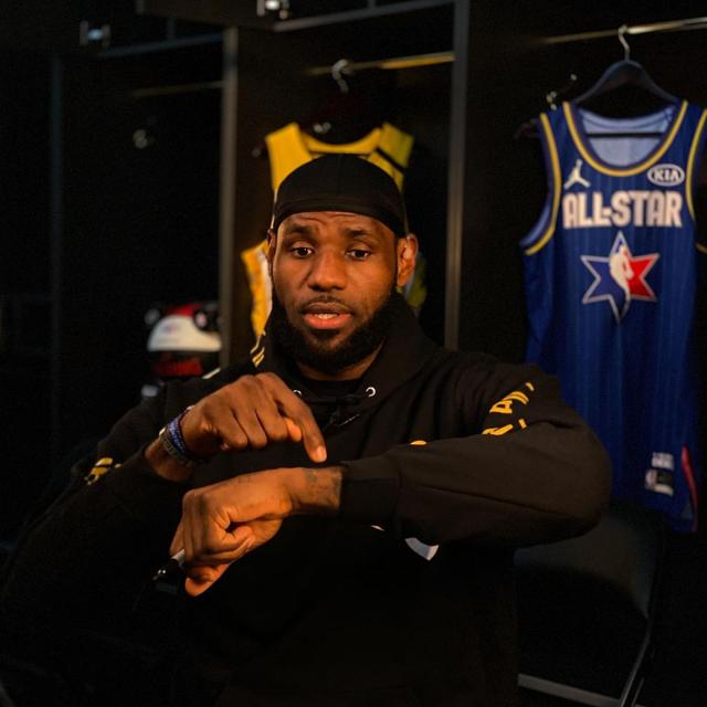 仅靠蹲位影 仅靠蹲位影